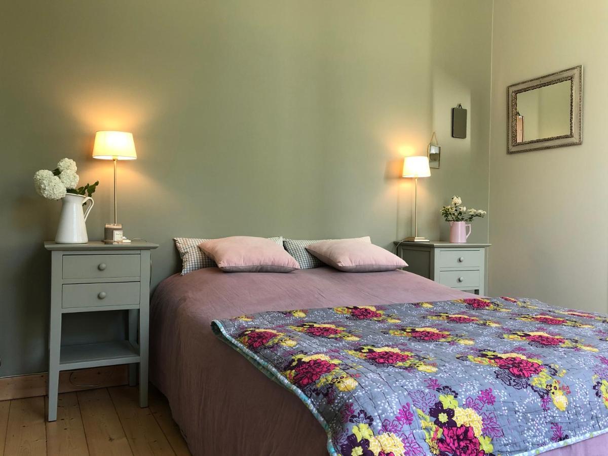 Maison M, Chambre Privee Acces Jardin Piscine Et Jacuzzi Pres De La Rochelle La Rochelle  Esterno foto